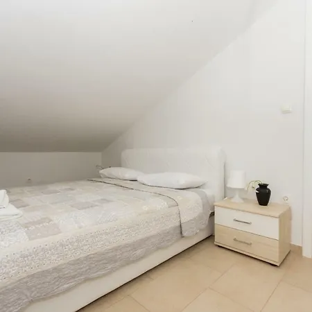 Olivetum Apartment *