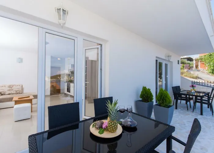 Apartment Olivetum Marina